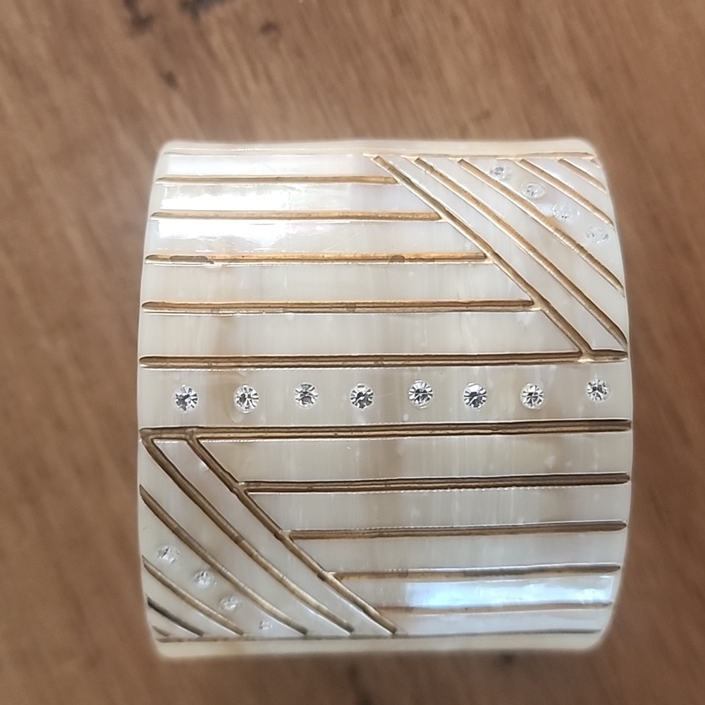 Elegant Cream and Gold Art Deco Cuff Bracelet